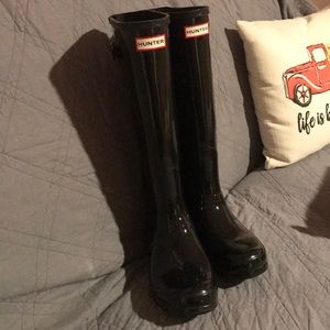 Tall Hunter Rain Boots Women’s size 9